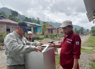 KEGIATAN SAMPLING OLEH UPT LABORATORIUM LINGKUNGAN DINAS LINGKUNGAN HIDUP PROV. SULBAR