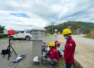 KEGIATAN SAMPLING OLEH UPTD LABORATORIUM LINGKUNGAN DINAS LINGKUNGAN HIDUP PROV. SULBAR