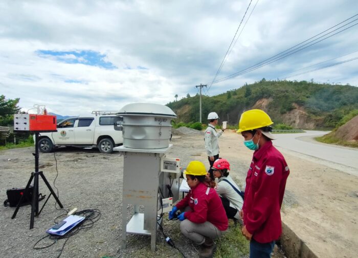 KEGIATAN SAMPLING OLEH UPTD LABORATORIUM LINGKUNGAN DINAS LINGKUNGAN HIDUP PROV. SULBAR