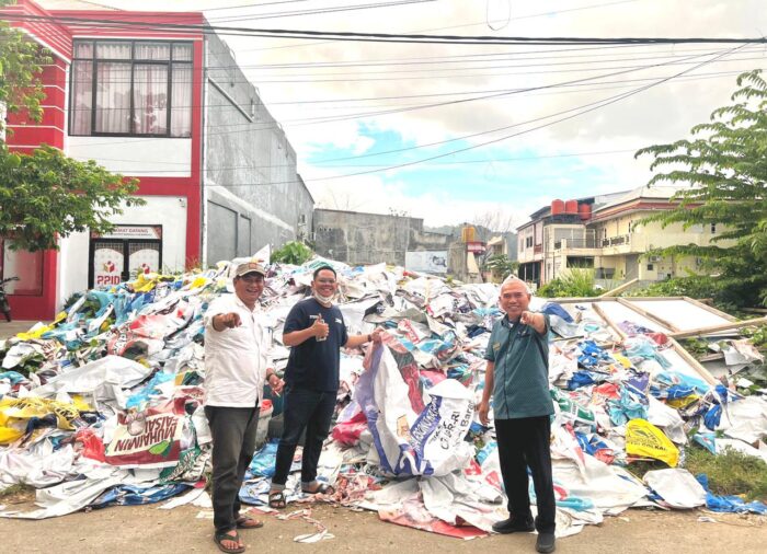 Pasca Pileg dan Pilpres, DLH Prov. Sulbar Kembali Koordinasi dengan Bawaslu dan DLHK Kabupaten Terkait Penanganan Sampah APK