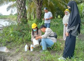 KEGIATAN SAMPLING OLEH UPTD LABORATORIUM LINGKUNGAN DINAS LINGKUNGAN HIDUP PROV. SULBAR