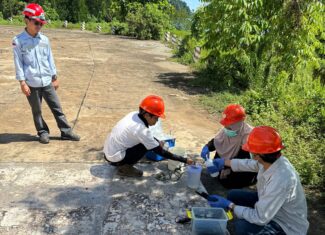 KEGIATAN SAMPLING AIR LIMBAH PT.Rekind Daya Mamuju OLEH UPTD LABORATORIUM LINGKUNGAN DINAS LINGKUNGAN HIDUP PROV. SULBAR