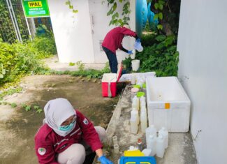 KEGIATAN SAMPLING AIR LIMBAH RSUD SULBAR & LB3 OLEH UPTD LABORATORIUM LINGKUNGAN DINAS LINGKUNGAN HIDUP PROV. SULBAR