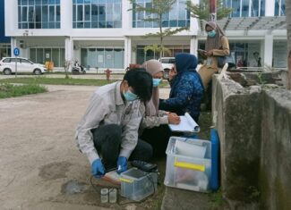 KEGIATAN SAMPLING AIR LIMBAH RSUD SULBAR & LB3 OLEH UPTD LABORATORIUM LINGKUNGAN DINAS LINGKUNGAN HIDUP PROV. SULBAR